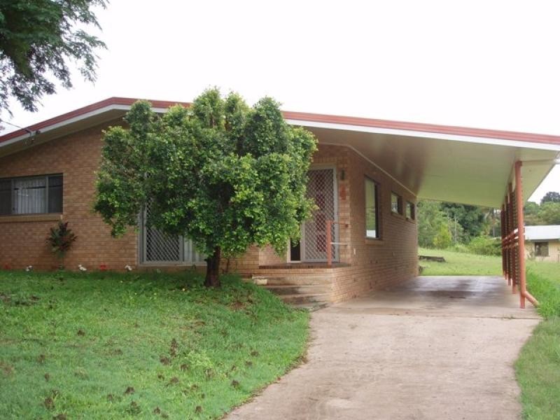 4 Bonney Street, Nambour QLD 4560