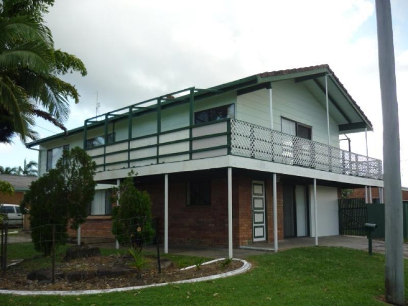 2 Barwon Street, Currimundi QLD 4551