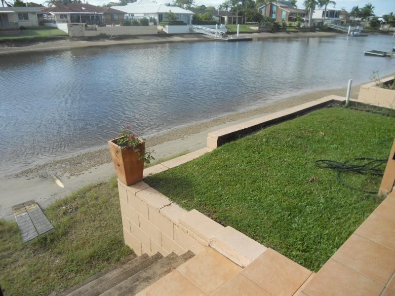 Unit 3/18 Broadmeadows Road, Maroochydore QLD 4558