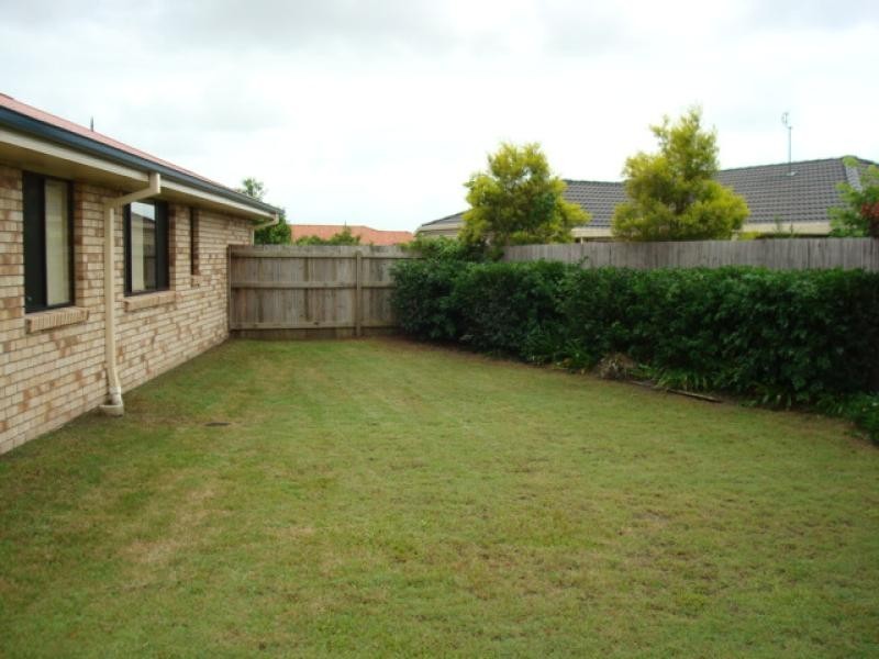 5 BURKE CLOSE, Sippy Downs QLD 4556