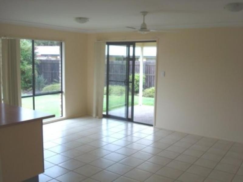 5 BURKE CLOSE, Sippy Downs QLD 4556