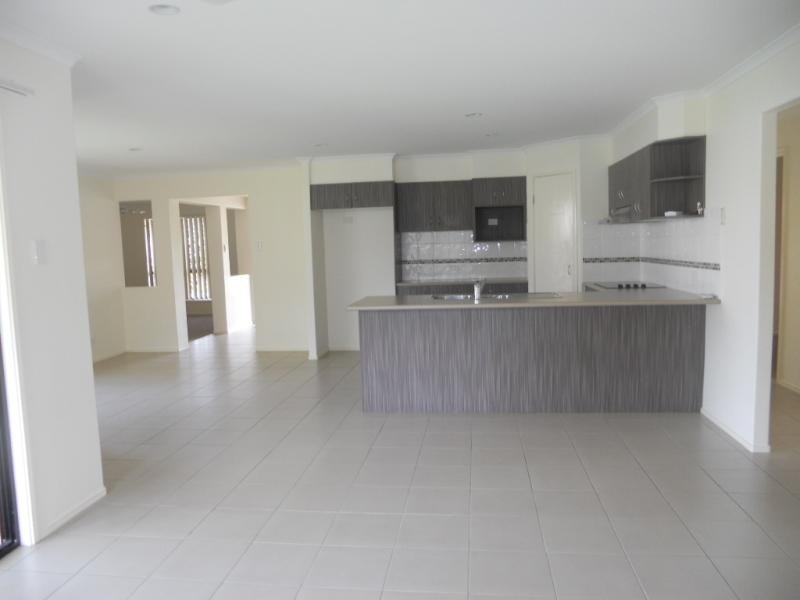 13 WENTWORTH COURT, Nambour QLD 4560