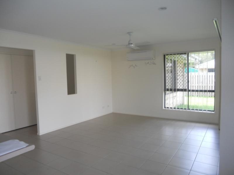 13 WENTWORTH COURT, Nambour QLD 4560