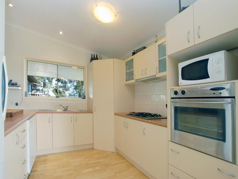 79 Tantula Road West, Alexandra Headland QLD 4572
