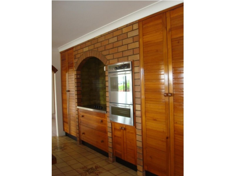 9 Elanora Avenue, Mooloolaba QLD 4557