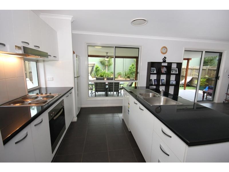 28 Quinine Cres, Mountain Creek QLD 4557