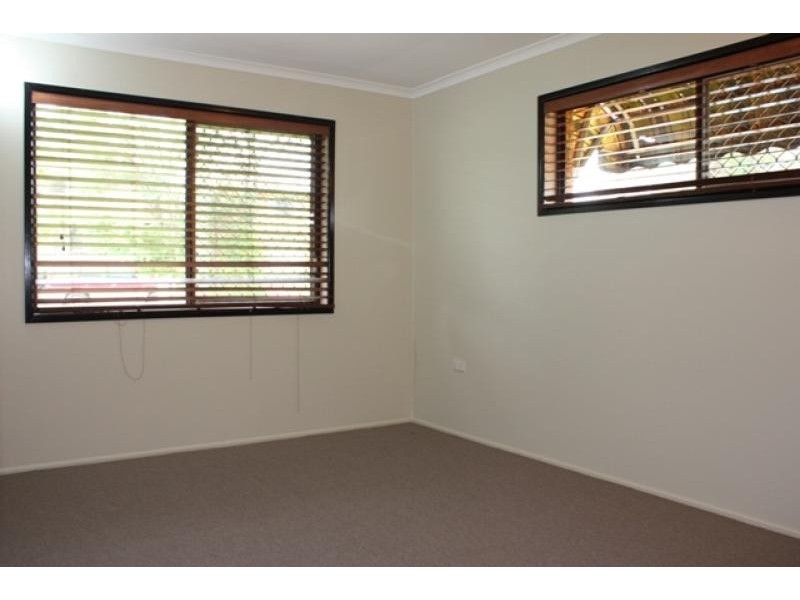 36 CAREEN STREET, Battery Hill QLD 4551