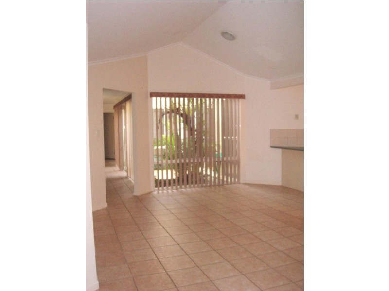 39 SORBONNE, Sippy Downs QLD 4556