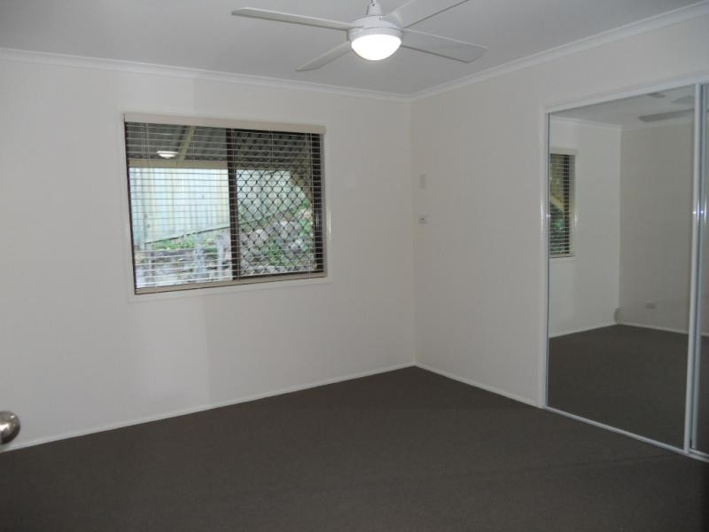 33 KERRS LANE, Coes Creek QLD 4560