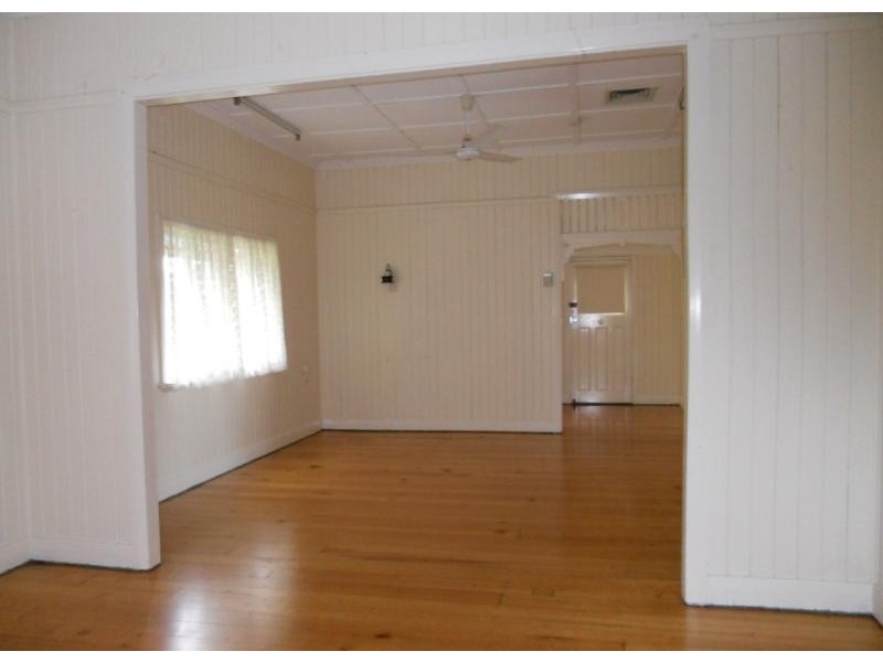 25 ELIZABETH STREET, Nambour QLD 4560