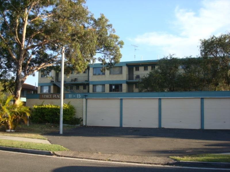 Unit 1/11 Pangarinda Place, Mooloolaba QLD 4557