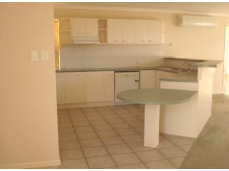 11 SORBONNE CLOSE, Sippy Downs QLD 4556