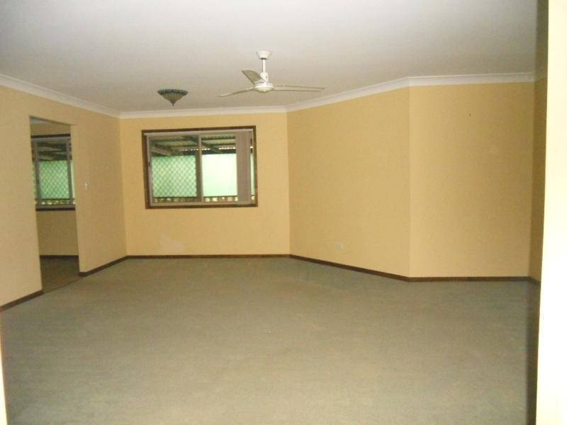 27 GARDENVALE DRIVE, Coes Creek QLD 4560