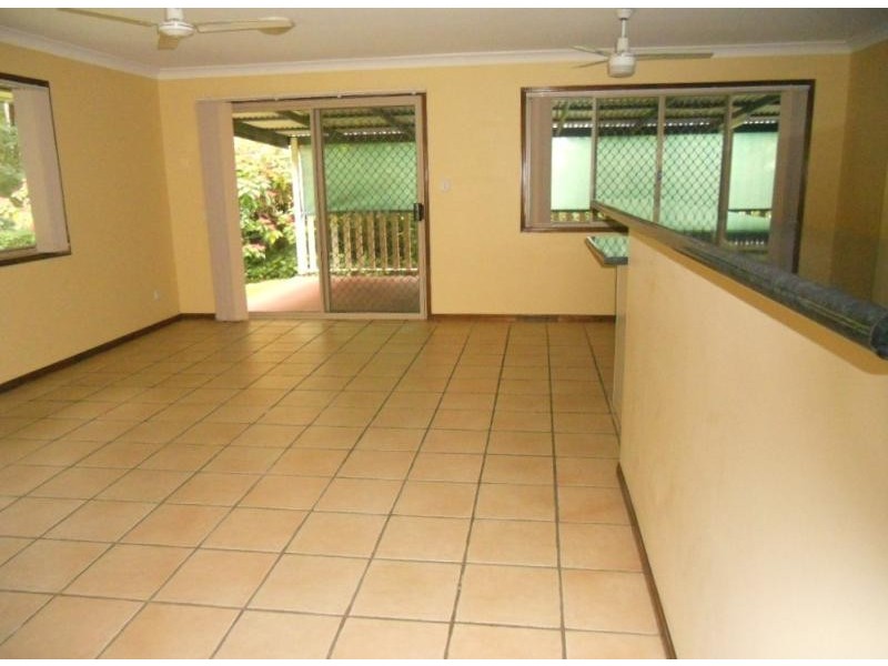 27 GARDENVALE DRIVE, Coes Creek QLD 4560