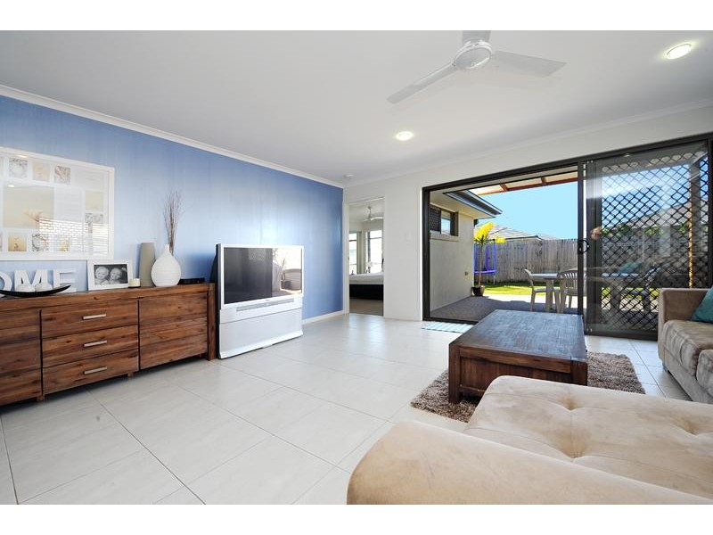 4 SKUA PLACE, Mountain Creek QLD 4557