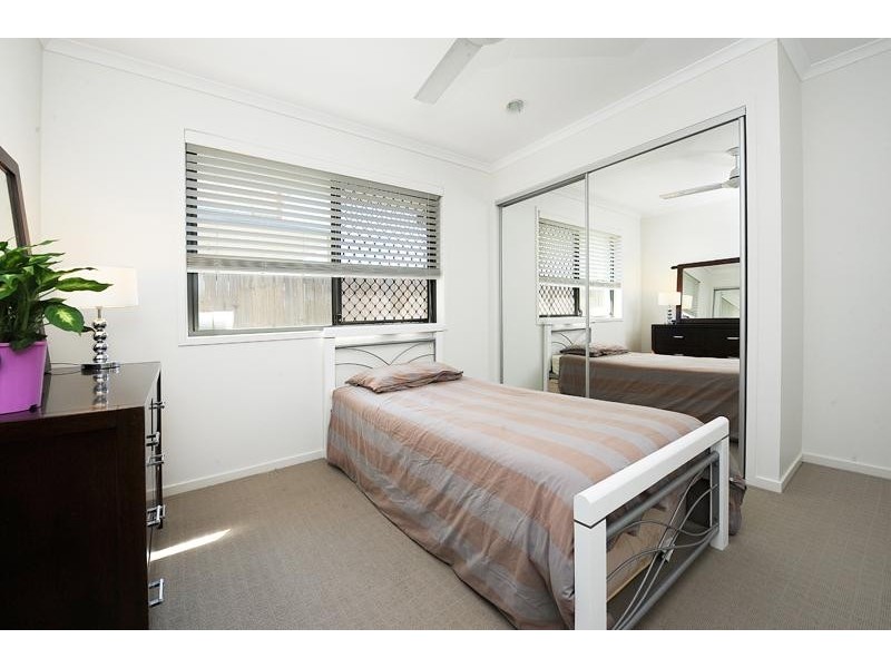 4 SKUA PLACE, Mountain Creek QLD 4557