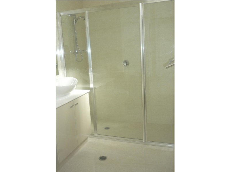 3 NEVIS STREET, Kawana Island QLD 4575