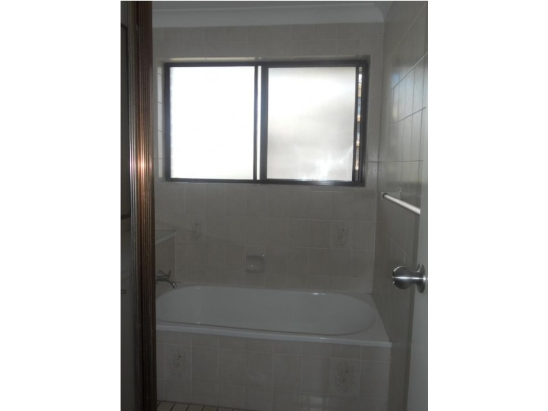 Unit 14/13 BURNETT STREET, Mooloolaba QLD 4557