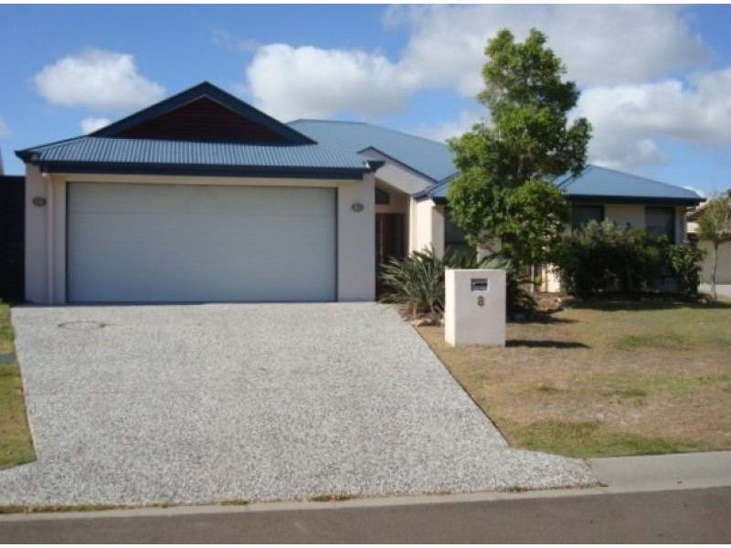 8 DOMINICA PLACE, Kawana Island QLD 4575