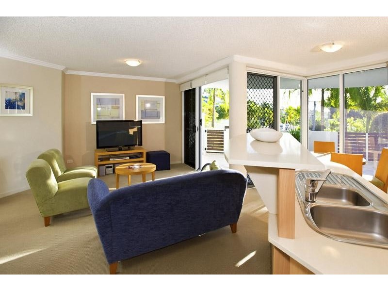 Unit 5/12 “Ocean Vista” Edward St, Alexandra Headland QLD 4572