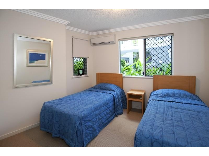 Unit 5/12 “Ocean Vista” Edward St, Alexandra Headland QLD 4572