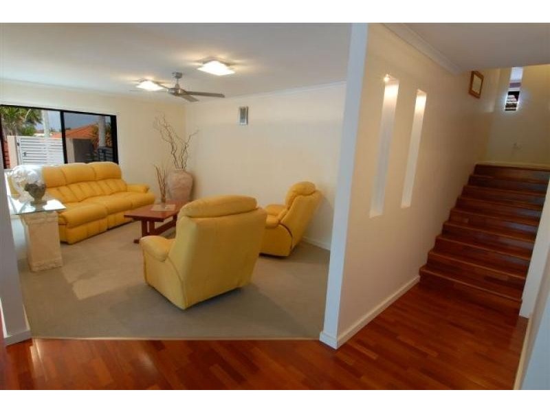 62 Goonawarra Drive, Mooloolaba QLD 4557