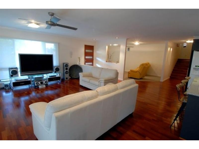 62 Goonawarra Drive, Mooloolaba QLD 4557