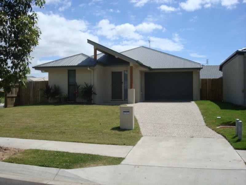 5 Alpinia Street, Sippy Downs QLD 4556