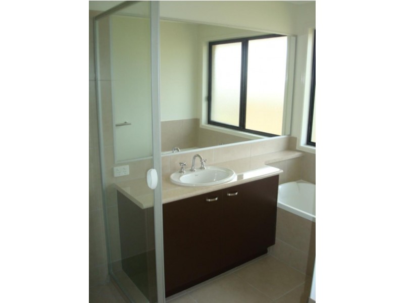 5 Alpinia Street, Sippy Downs QLD 4556