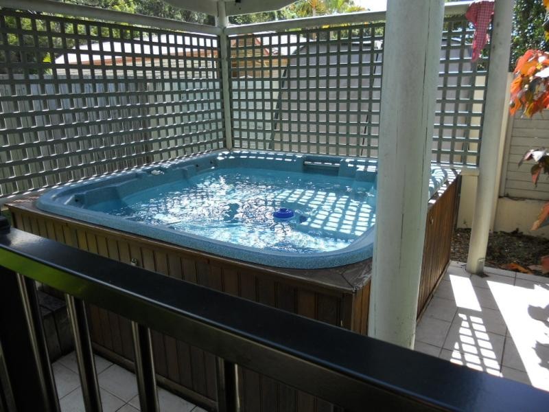 14 CANDLEBARK STREET, Mountain Creek QLD 4557