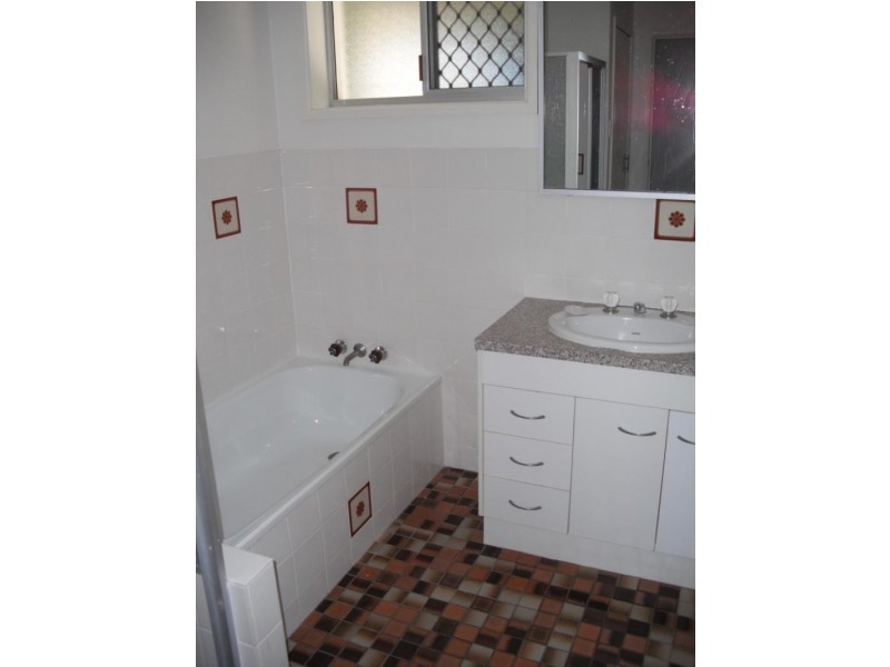 25 NARAMBI STREET, Warana QLD 4575