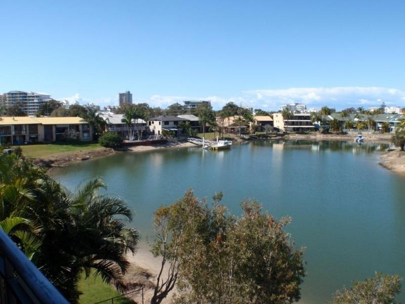 Unit 10/11-13 BAROOGA CRESENT, Mooloolaba QLD 4557