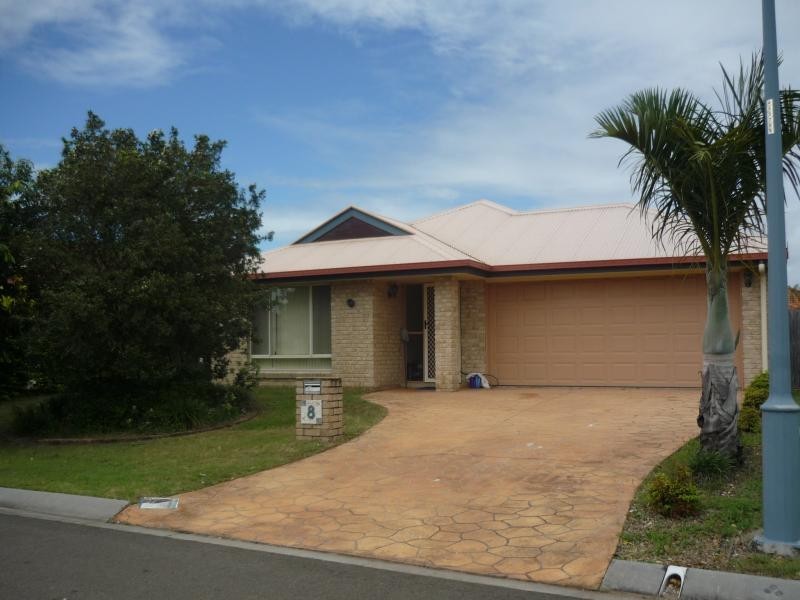 8 Dorian Crescent, Sippy Downs QLD 4556