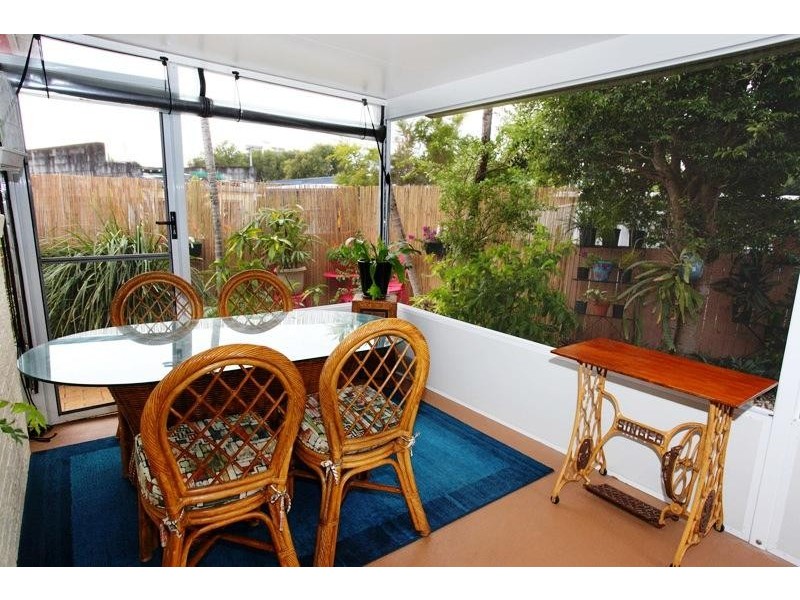 Unit 2/31 Gibson Street, Maroochydore QLD 4558