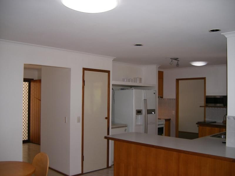 Rosemount QLD 4560