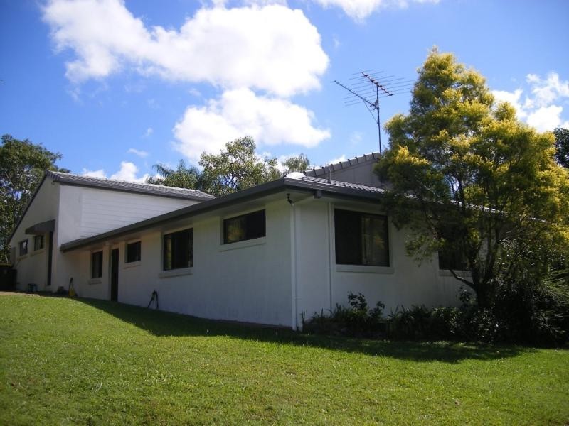 Rosemount QLD 4560