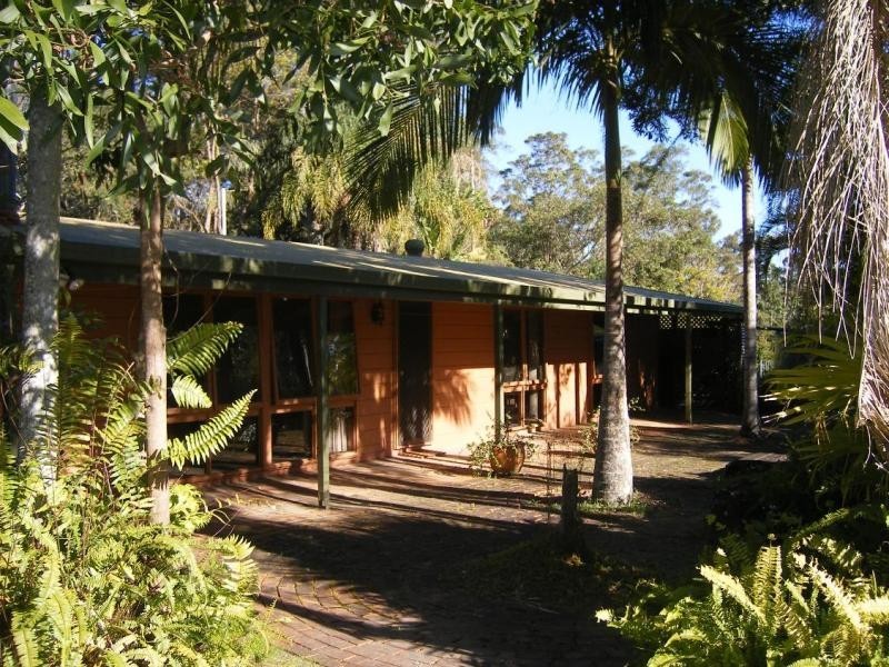 250 Old Bruce Hwy, Tanawha QLD 4556