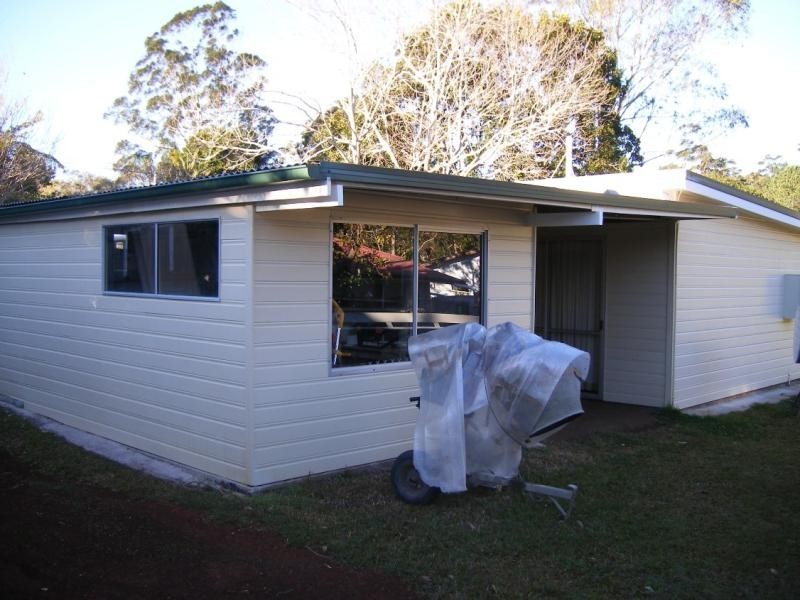 11 Tamarin Drive, Mapleton QLD 4560