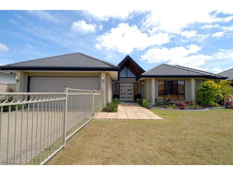 107 Mahogany Drive, Pelican Waters QLD 4551