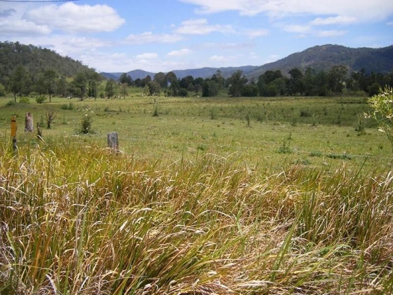 Cambroon QLD 4552