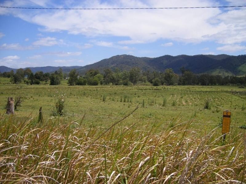 Cambroon QLD 4552
