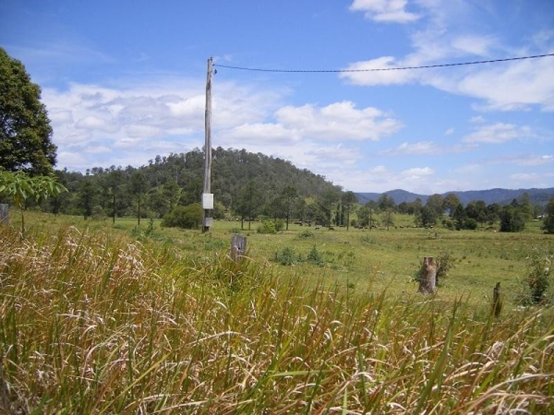 Cambroon QLD 4552