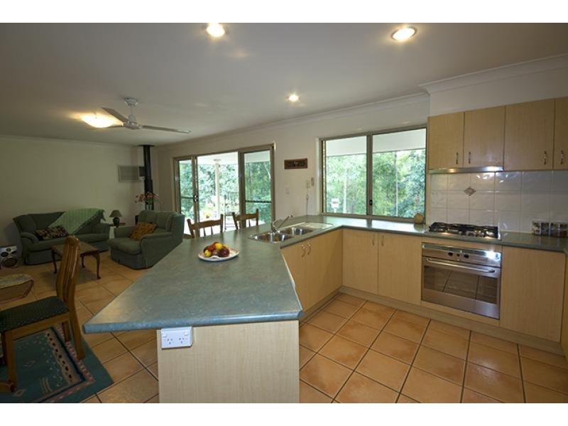20 Leigha Place, Kureelpa QLD 4560