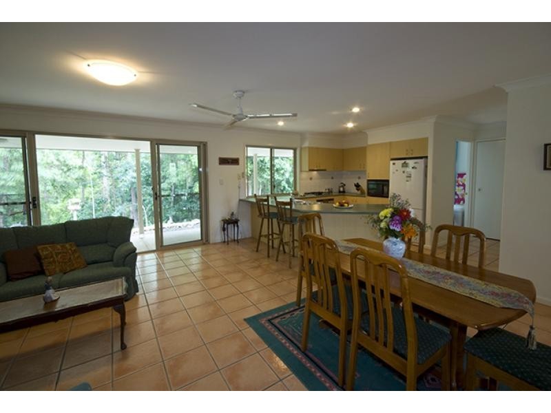 20 Leigha Place, Kureelpa QLD 4560