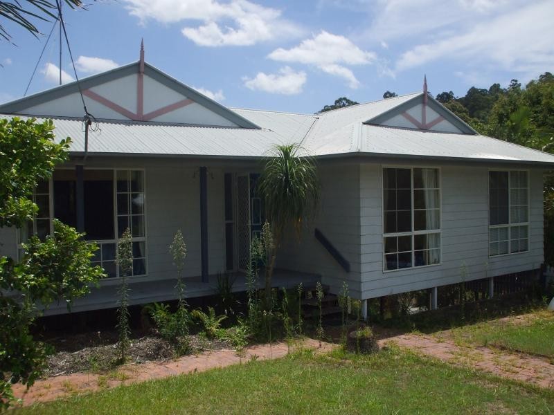 27 Bonney Street, Nambour QLD 4560