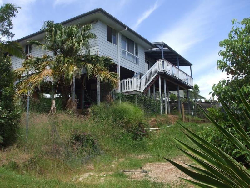 27 Bonney Street, Nambour QLD 4560