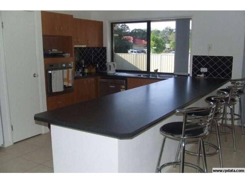 25 Maddock Avenue, Mooloolah Valley QLD 4553