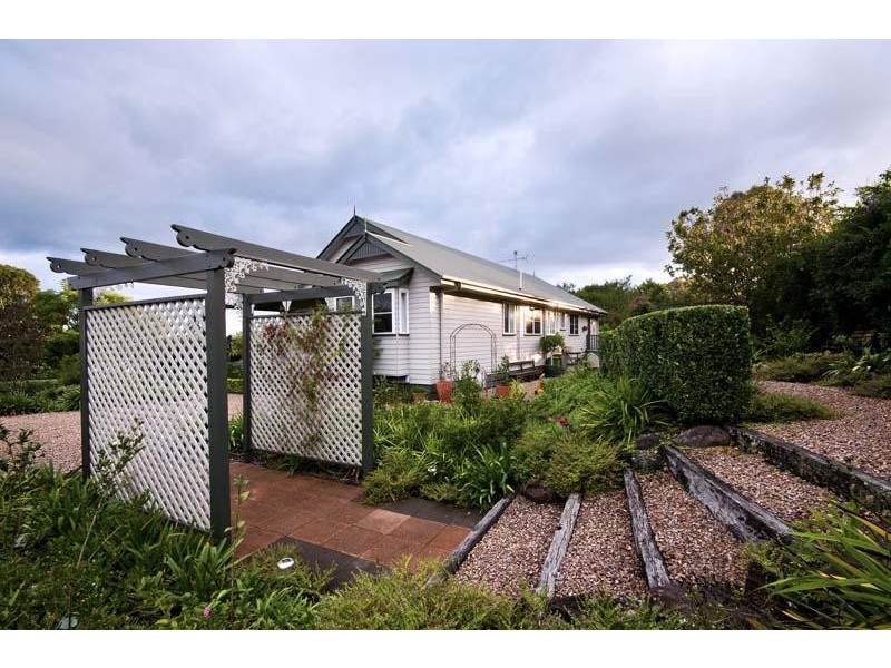 42 McCarthy Shute Road, Maleny QLD 4552