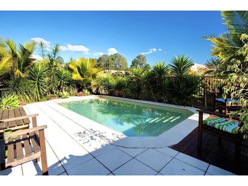6 Gallows Place, Palmwoods QLD 4555