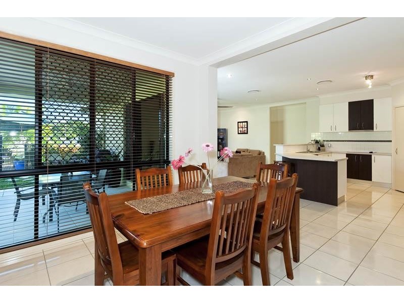 6 Gallows Place, Palmwoods QLD 4555
